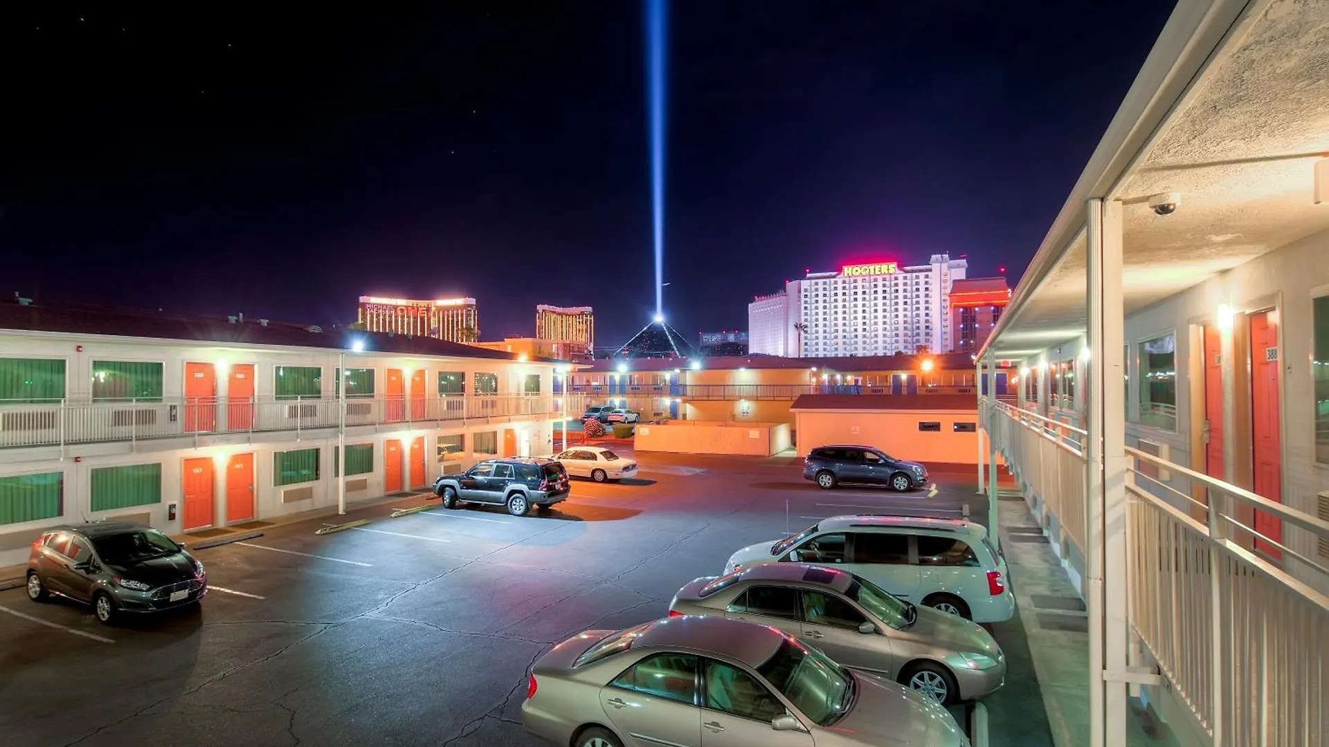 Tropicana Stays By Townhouse Las Vegas